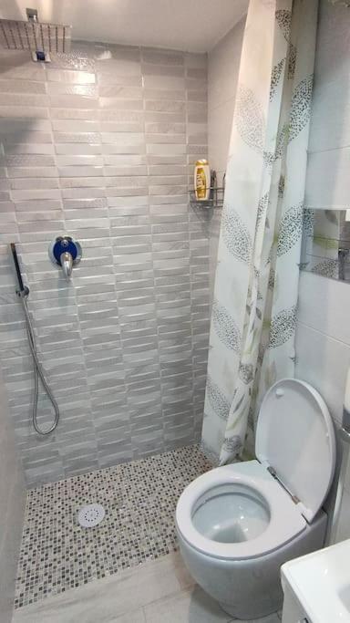 Il Duomo A Due Passi Apartment Наполи Екстериор снимка