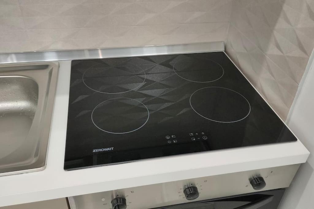 Il Duomo A Due Passi Apartment Наполи Екстериор снимка