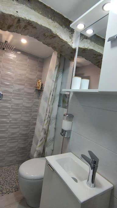 Il Duomo A Due Passi Apartment Наполи Екстериор снимка